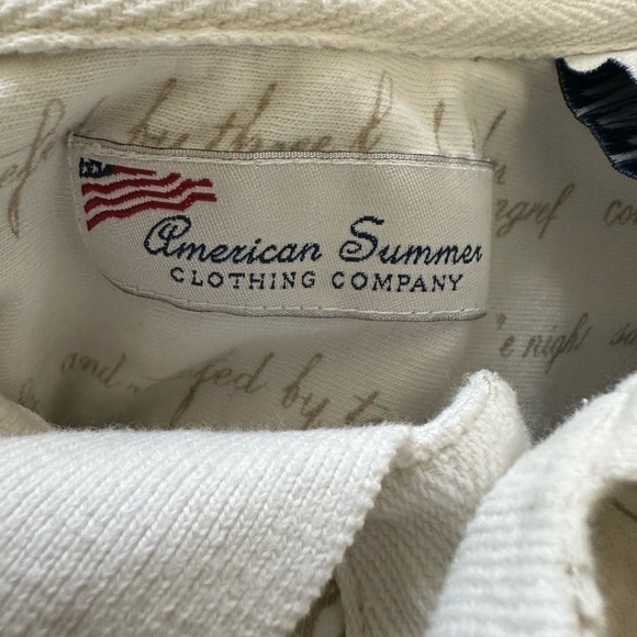 Men’s pre own as is size M American eagle flag white polo shirt - Picture 3 of 5